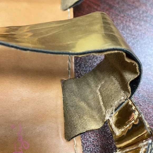 Lilly Pulitzer for Target Gold Sandals Size 2 - Picture 6 of 6